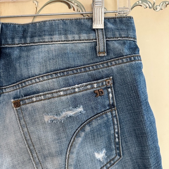 Joe’s Jeans Distressed Denim Shorts - Picture 5 of 9